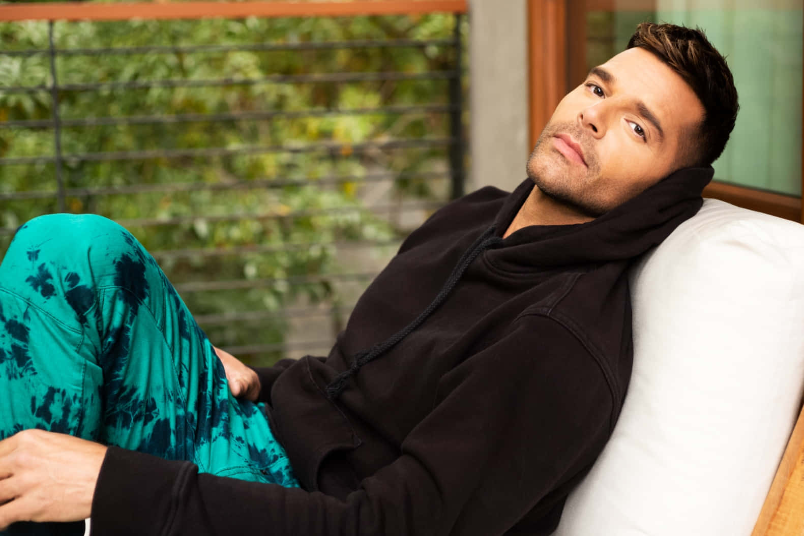 Gay Latino Tie-Dye Ricky Martin Wallpaper