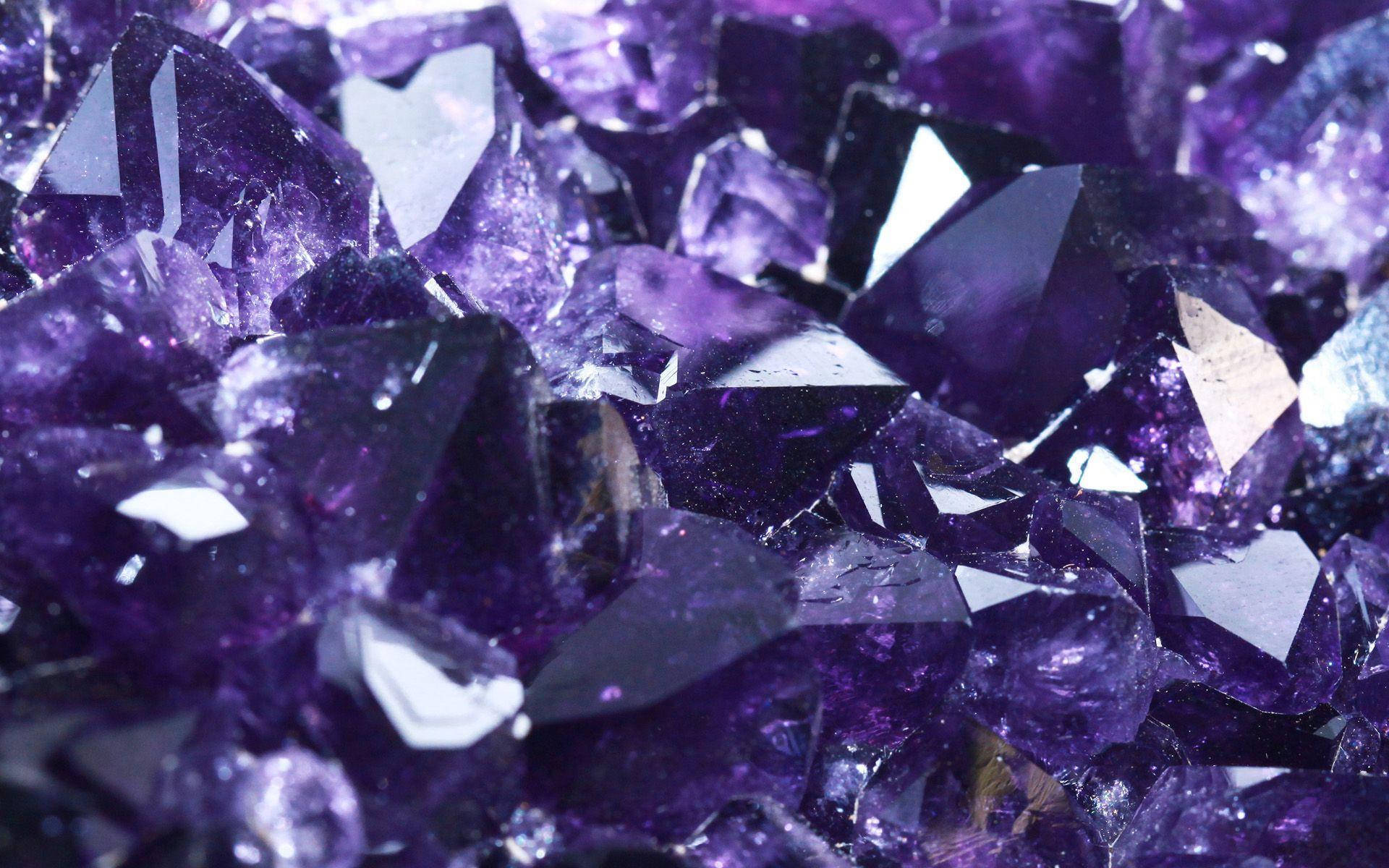 Gems For Purple Aesthetic Iphone Display Background