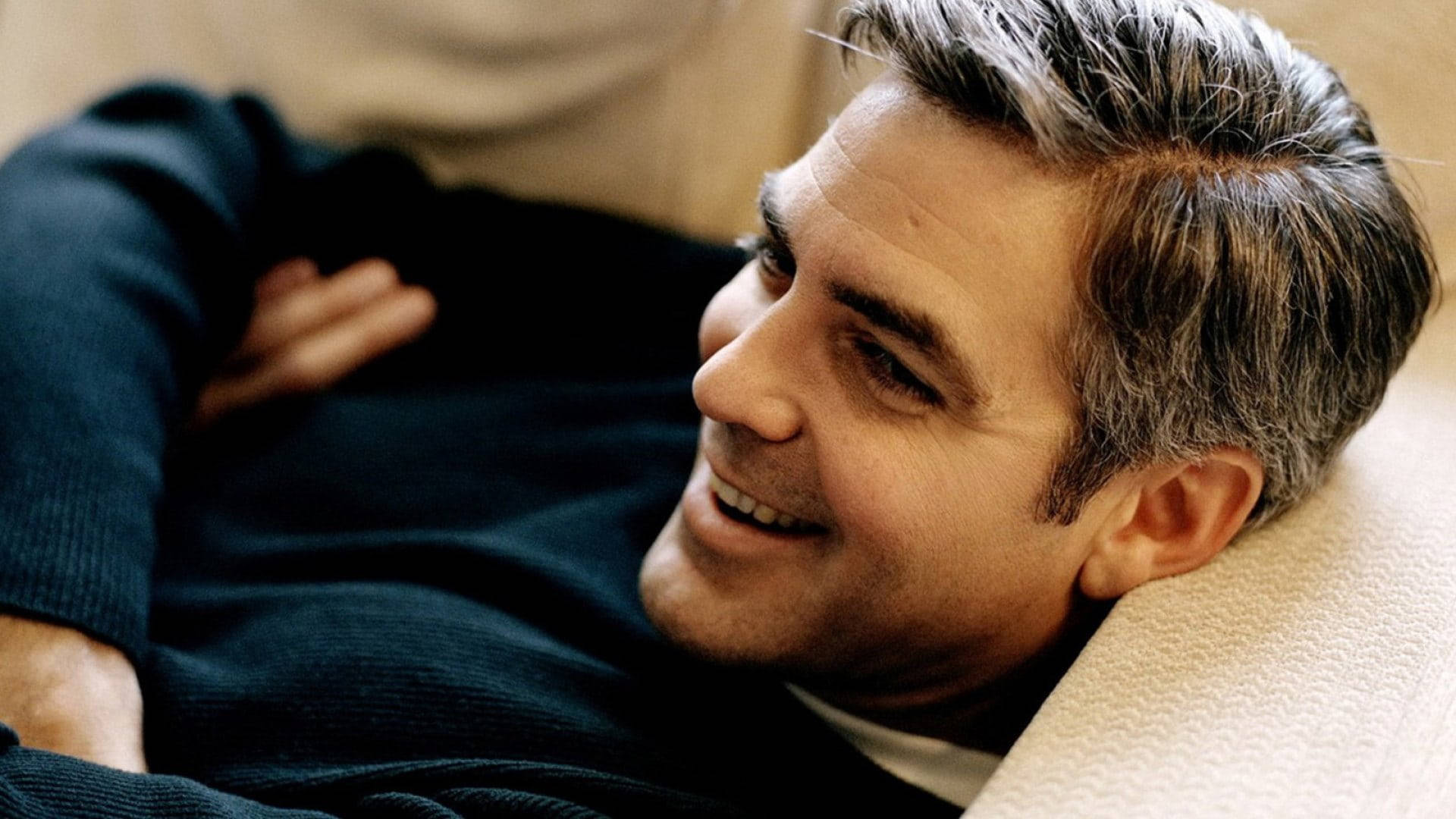 George Clooney Amerikansk Kendisfoto Vægmosaik Wallpaper