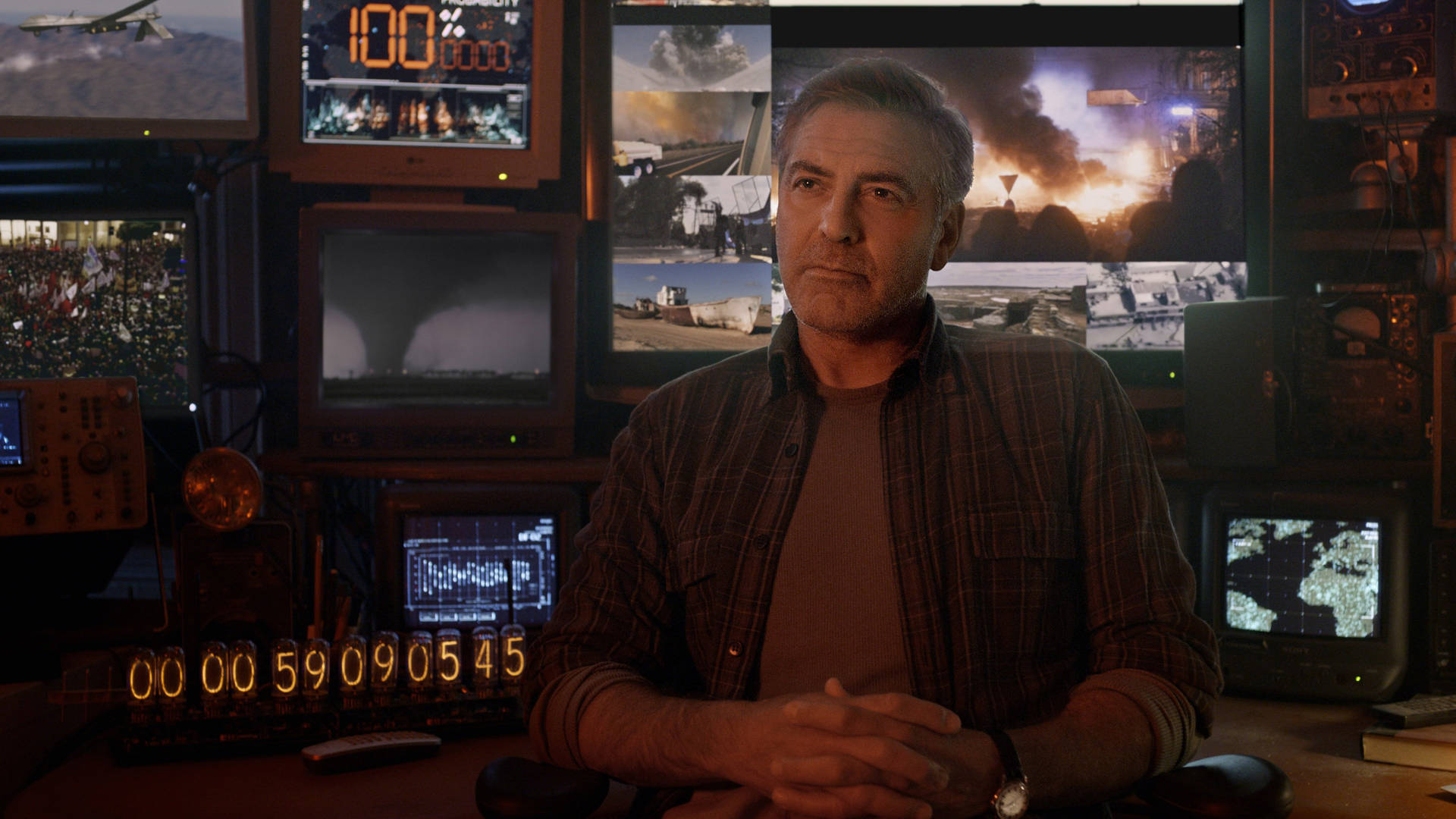George Clooney American Filmmaker Wallpaper