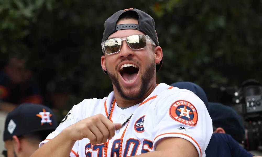Georgespringer De Los Houston Astros Usando Gafas De Sol. Fondo de pantalla