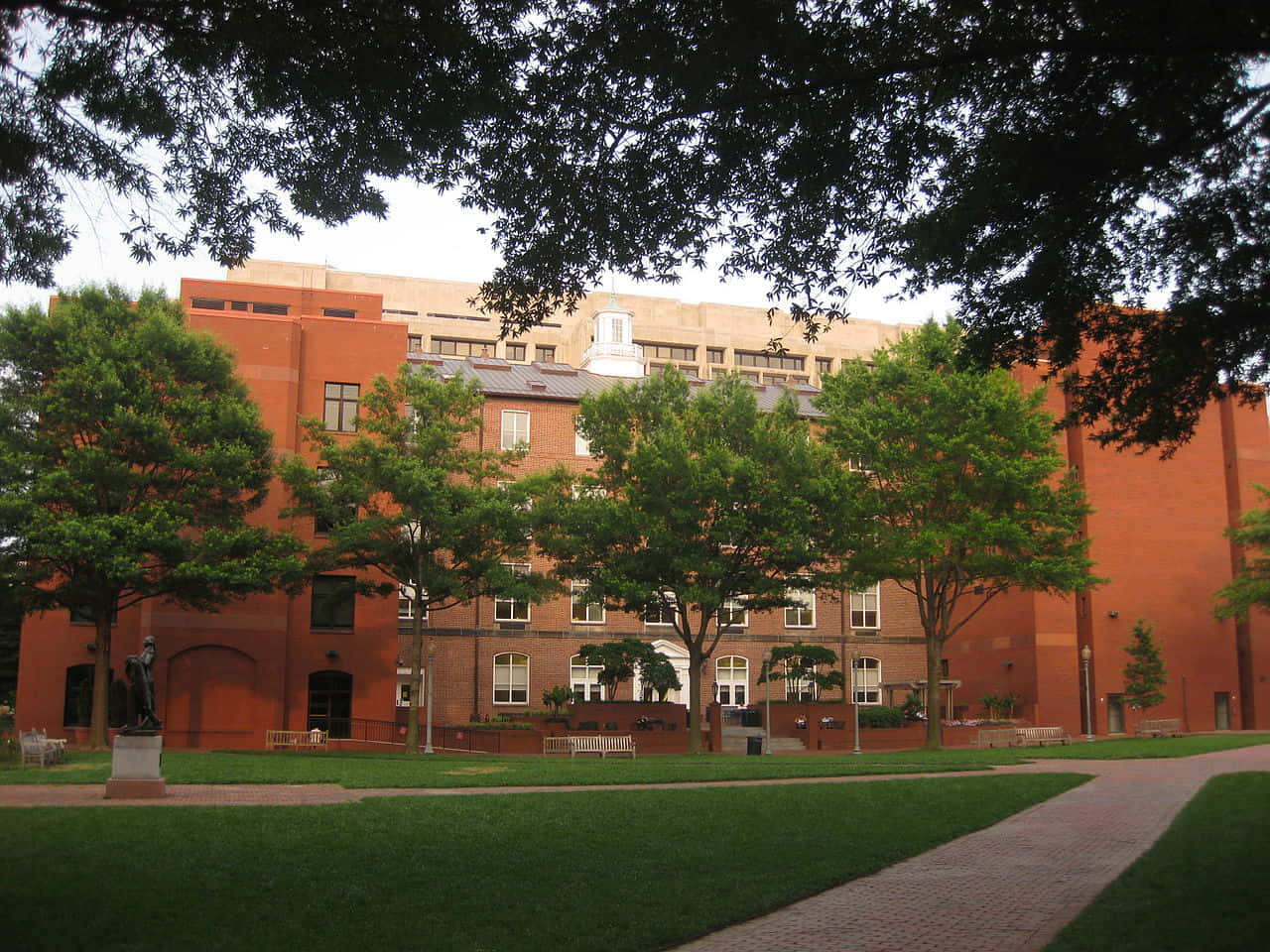 George Washington University Law School With Trees Wallpaper