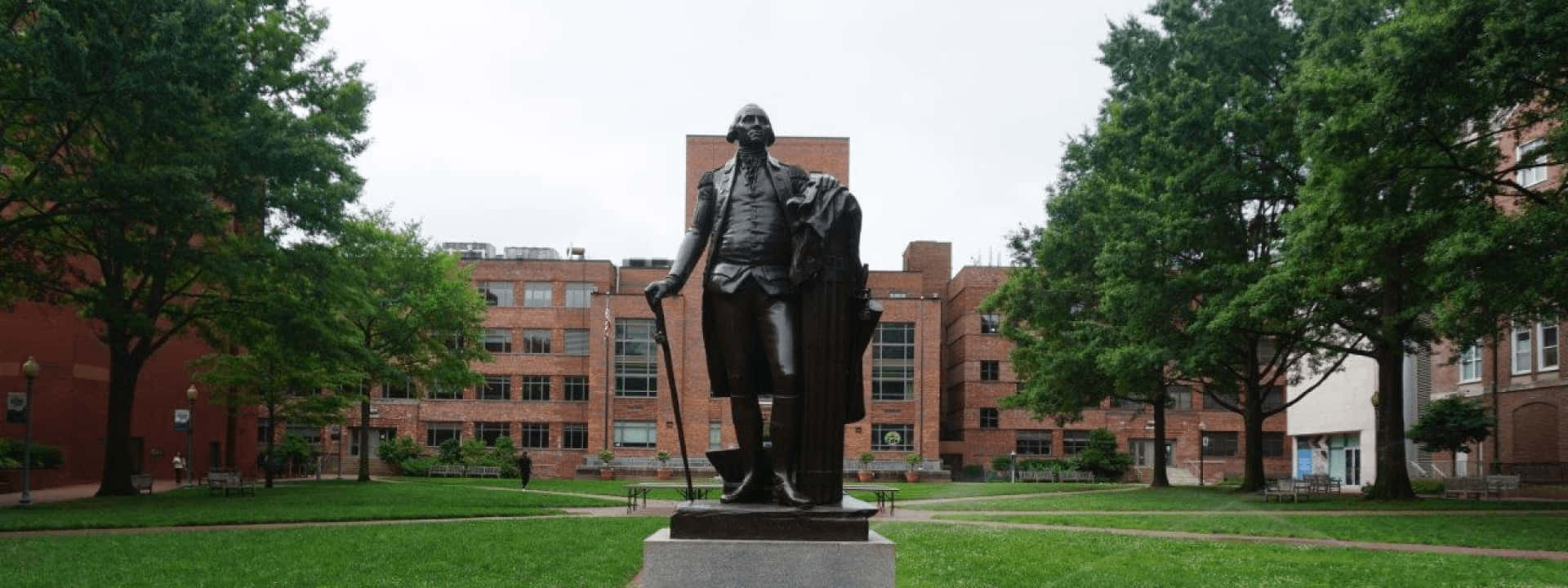 George Washington University Statue At Yard Wallpaper