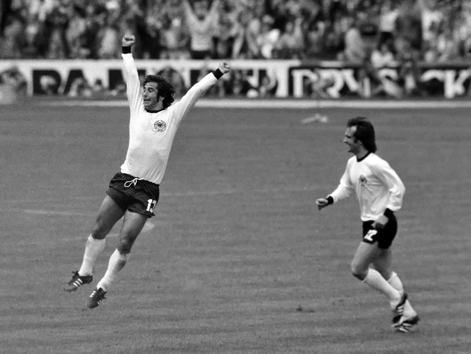 Gerd Muller And Franz Beckenbauer Celebrating Picture