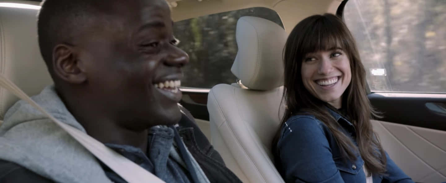 Get Out Film Bilscene Latterende Par Bakgrunnsbildet