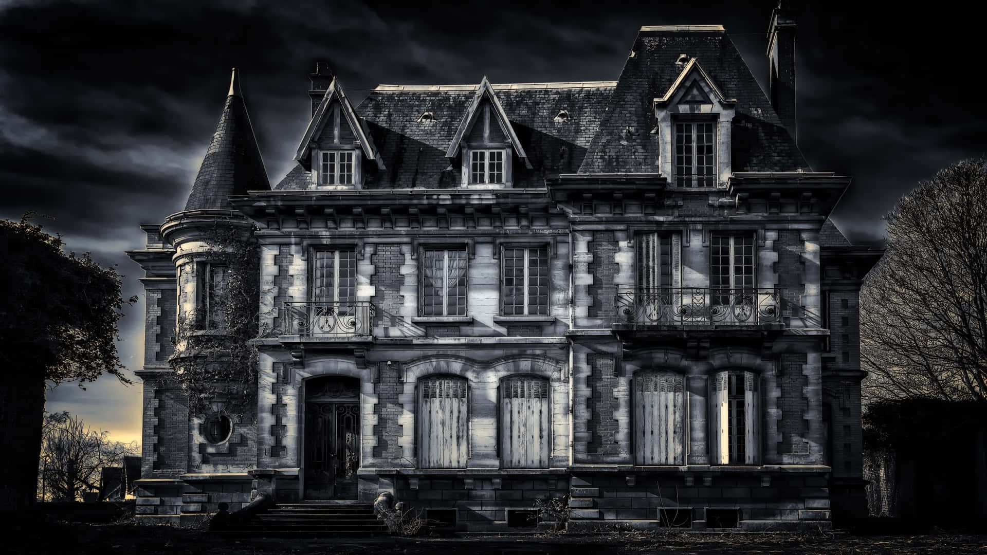 Imagende Una Casa Embrujada Con Fantasmas De Fantasía