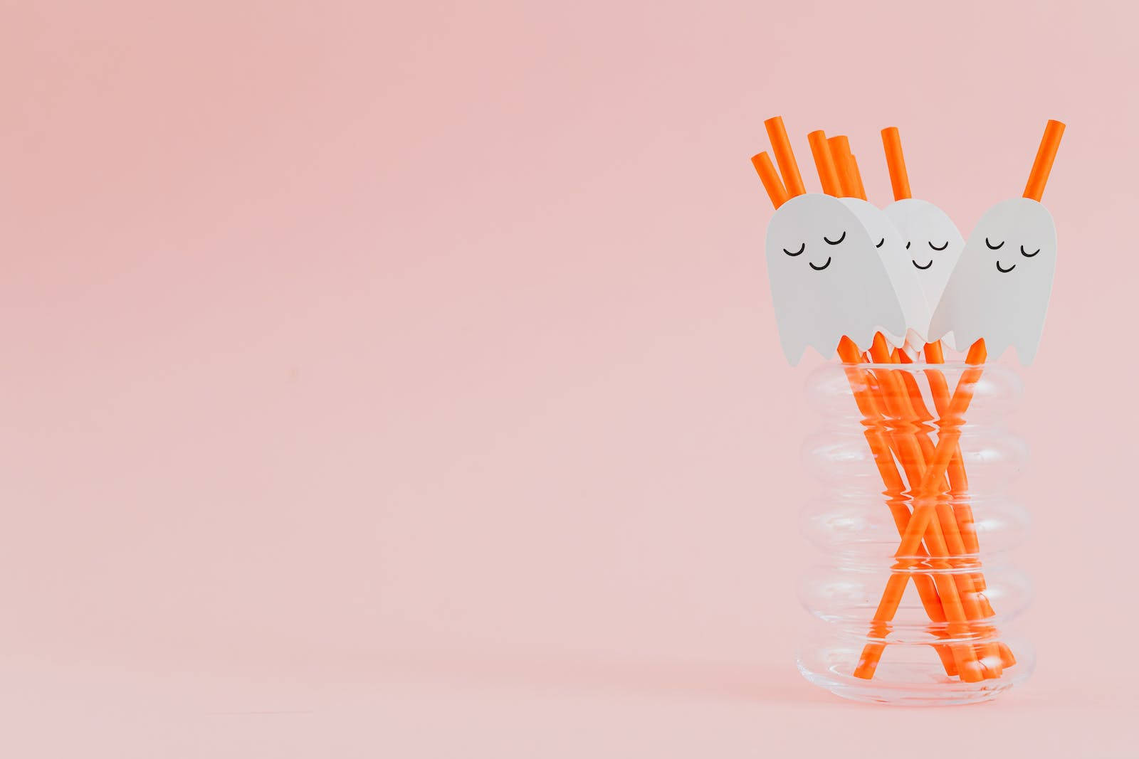 Ghost Straws Cute Halloween Desktop Wallpaper