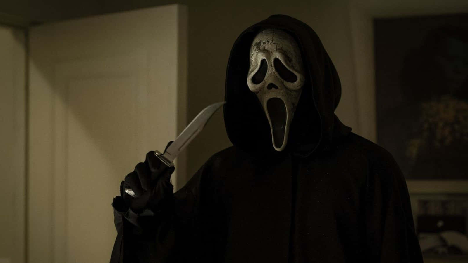 Ghostface Killer Scream6 Movie Scene Wallpaper