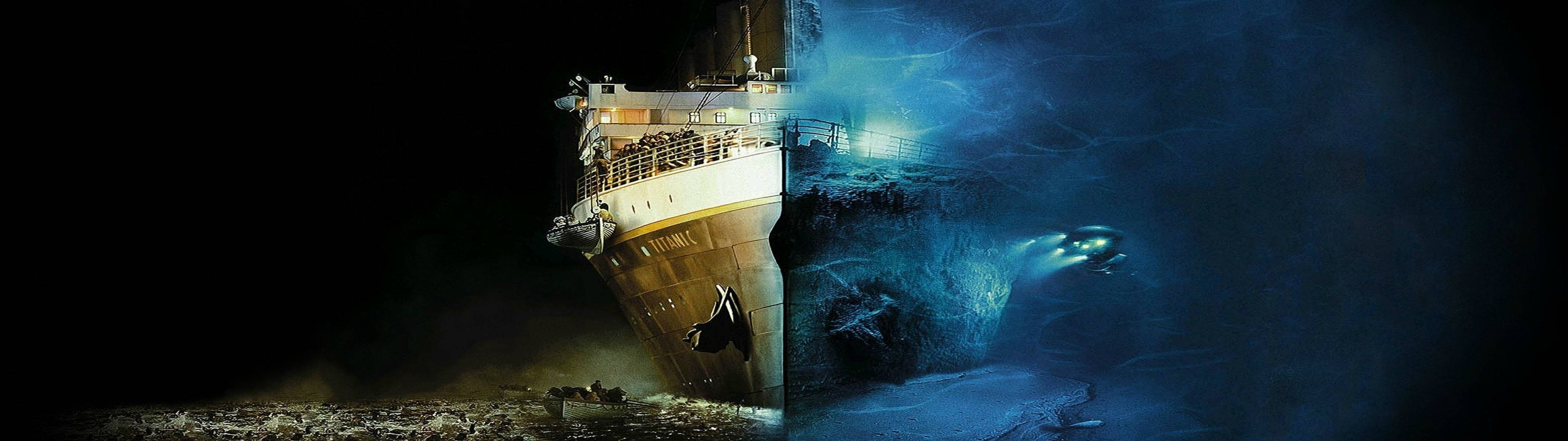 Explore the depths of the wreck of the Titanic with this dual-screen wallpaper. Wallpaper
