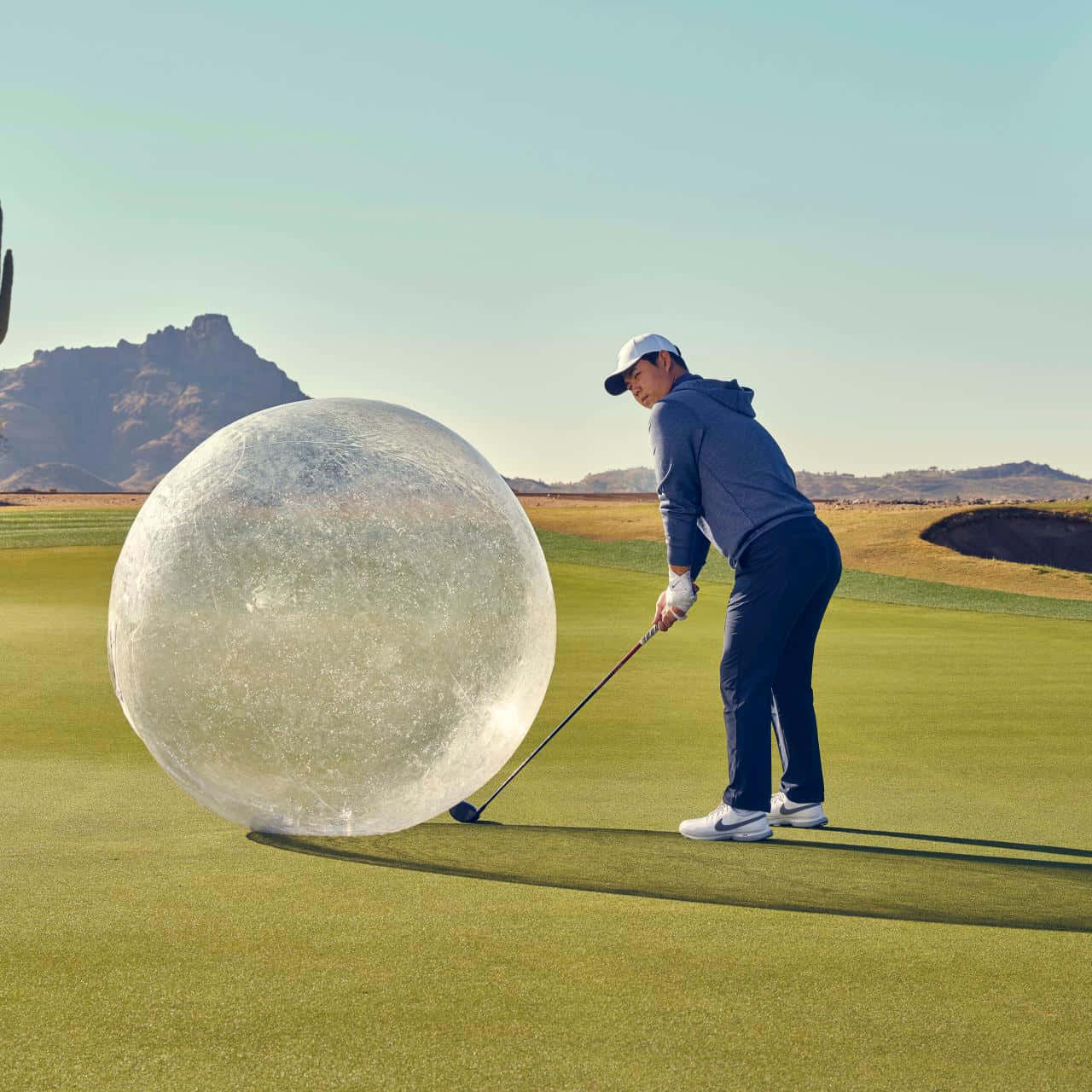 Giant Golfbal Grappige Golf Scène Achtergrond