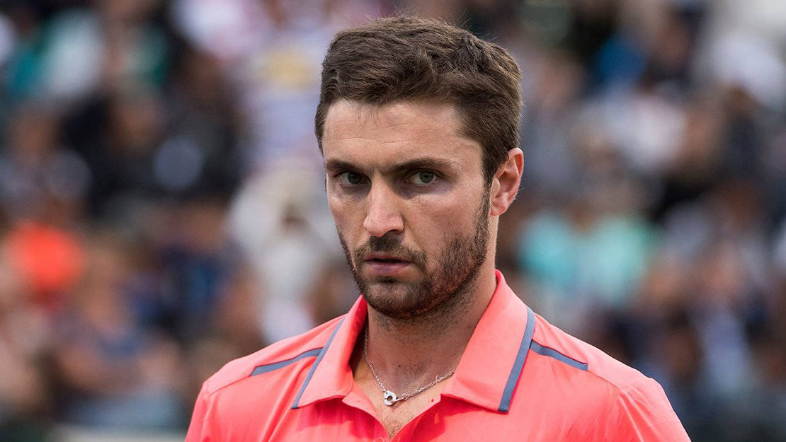 Gilles Simon Staring At French Open Wallpaper