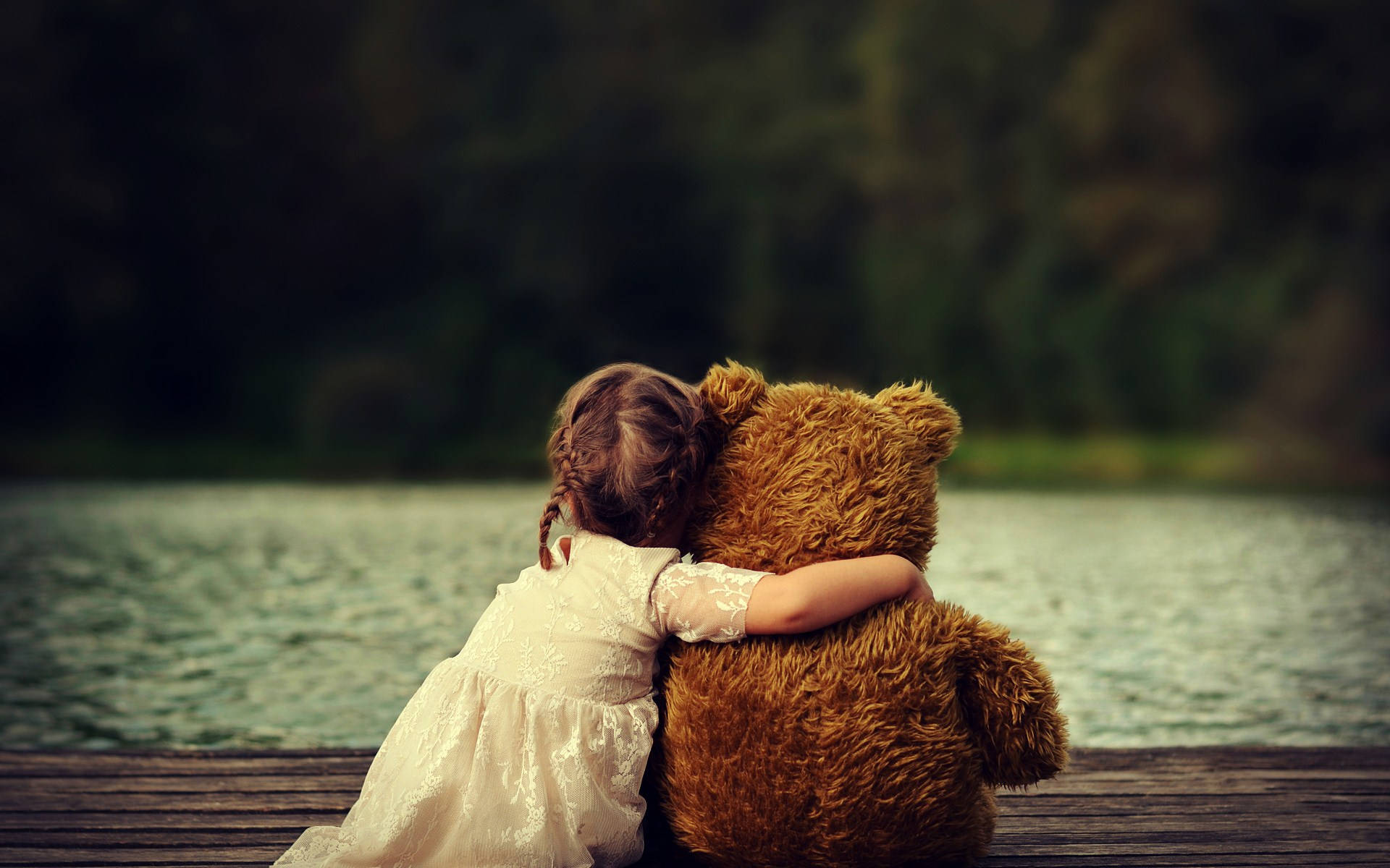 Download Girl And Teddy Bear Wallpaper 