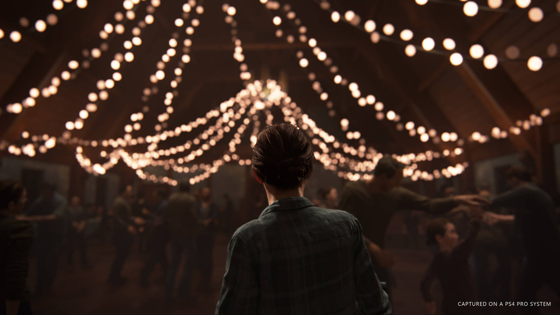 Mädchenmit Hängenden Lichtern In The Last Of Us 4k Wallpaper
