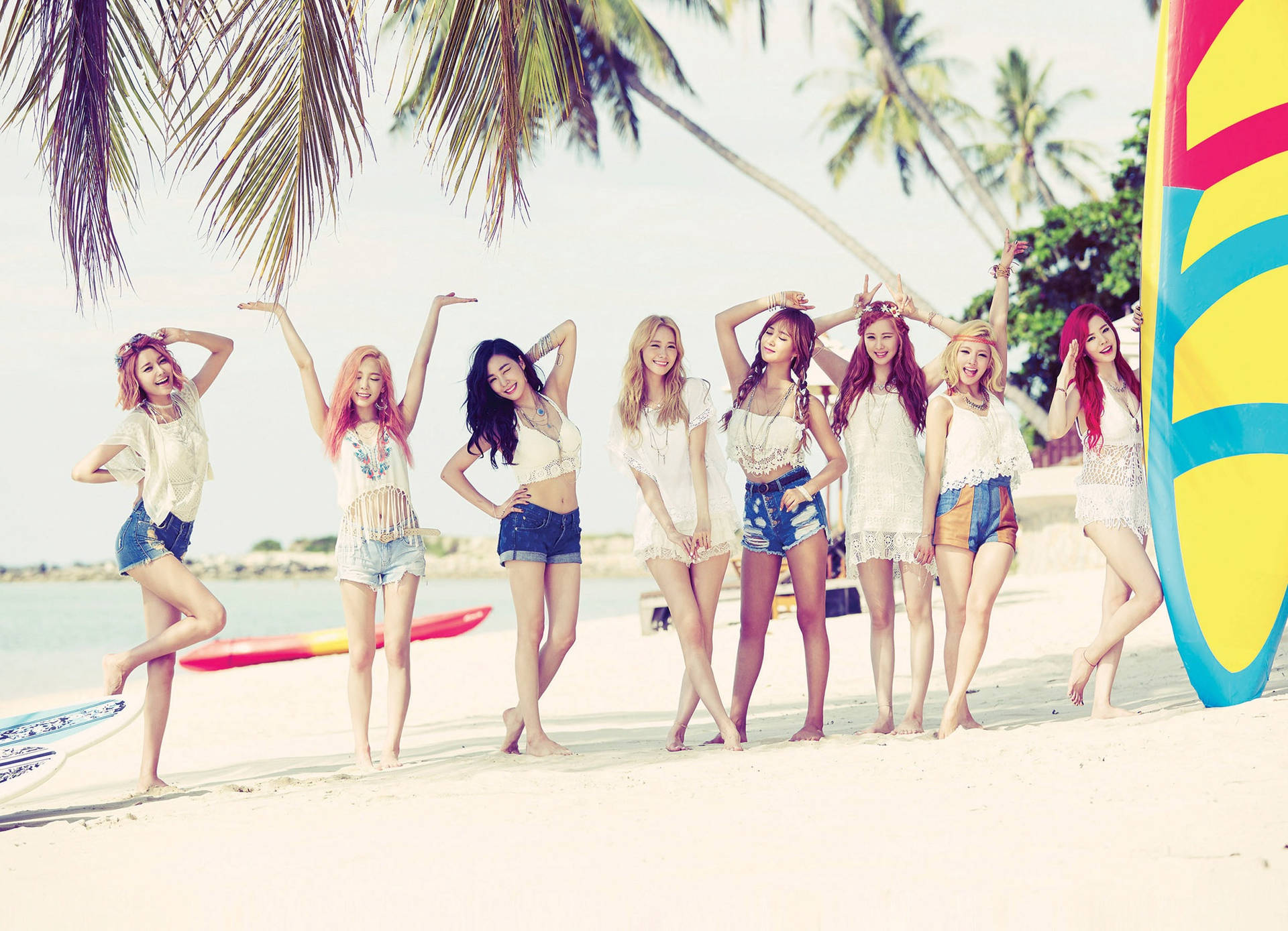 Girls' Generation At The Beach Wallpaper