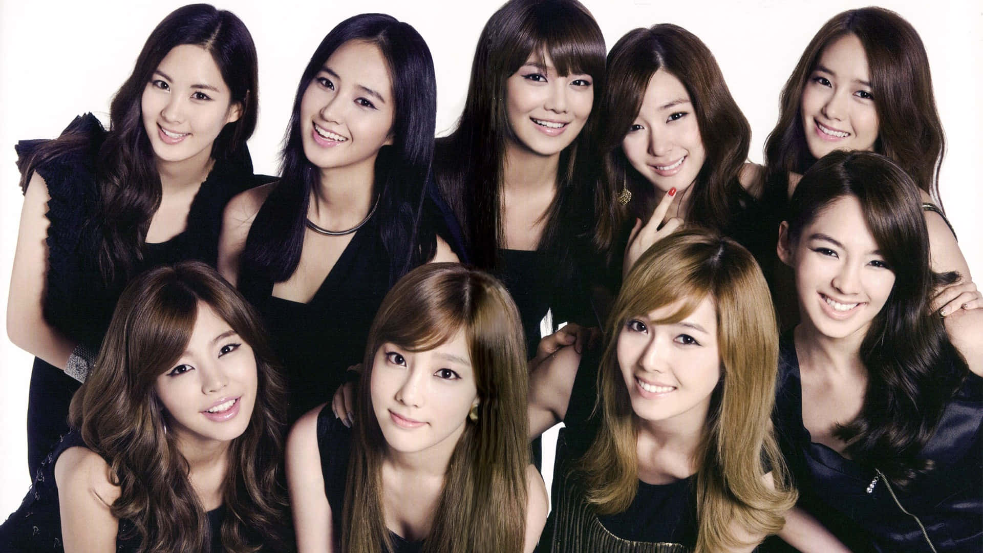 Girls Generation Group Portraitin Black Wallpaper
