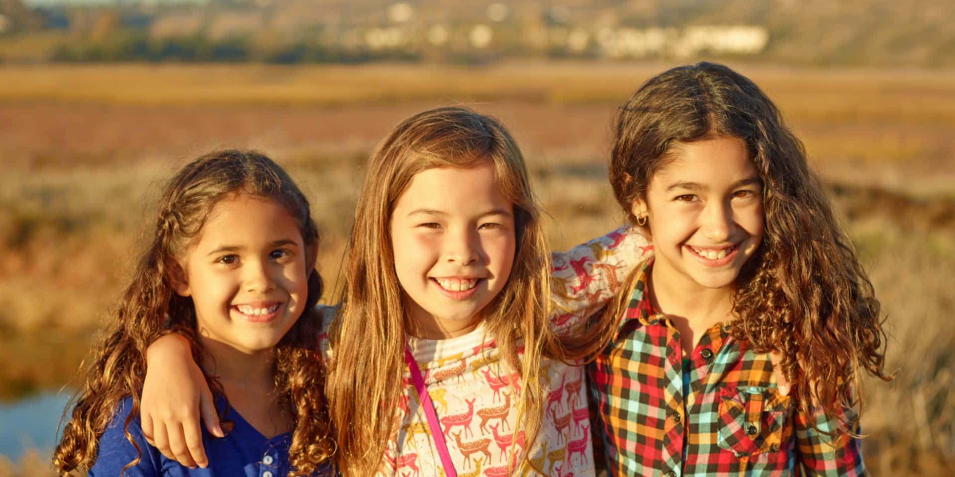 Diversión,amistades, Sol Y Sonrisas: ¡la Alegría Del Verano!