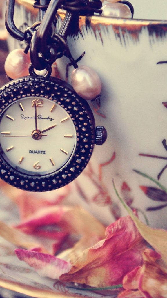 Download Girly Phone Watch Wallpaper 