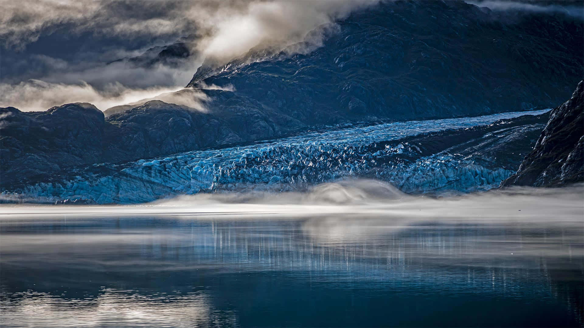Parquenacional Glacier Bay Con Neblina Fondo de pantalla