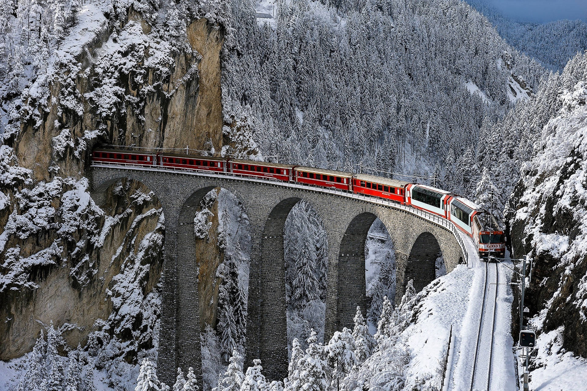 Captivating Journey with the Glacier Express in the Magnificent Swiss Alps Wallpaper
