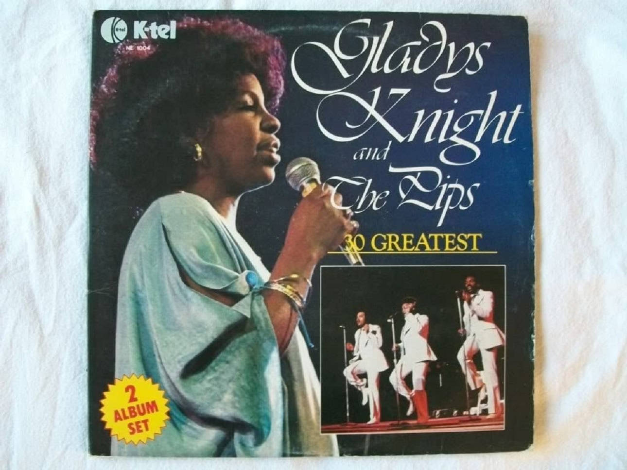 Gladysknight Y The Pips - Portada De Los 30 Grandes Éxitos. Fondo de pantalla