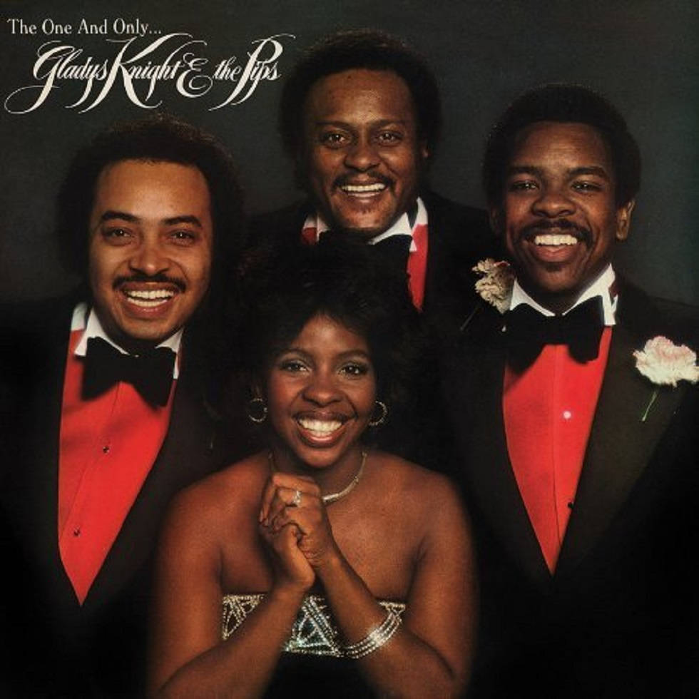 A vintage portrait of Gladys Knight&The Pips. Wallpaper