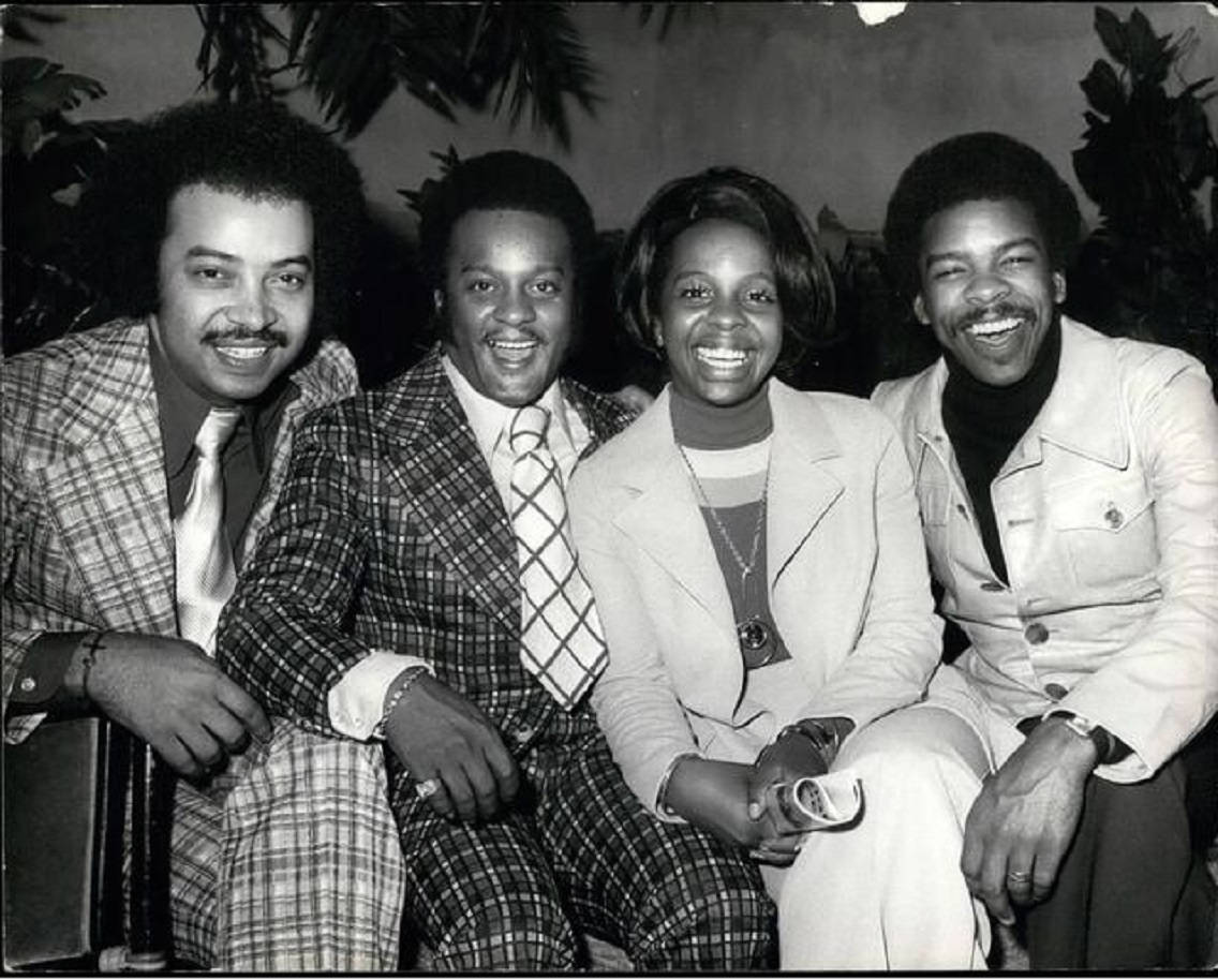 Gladys Knight And The Pips Vintage Wallpaper