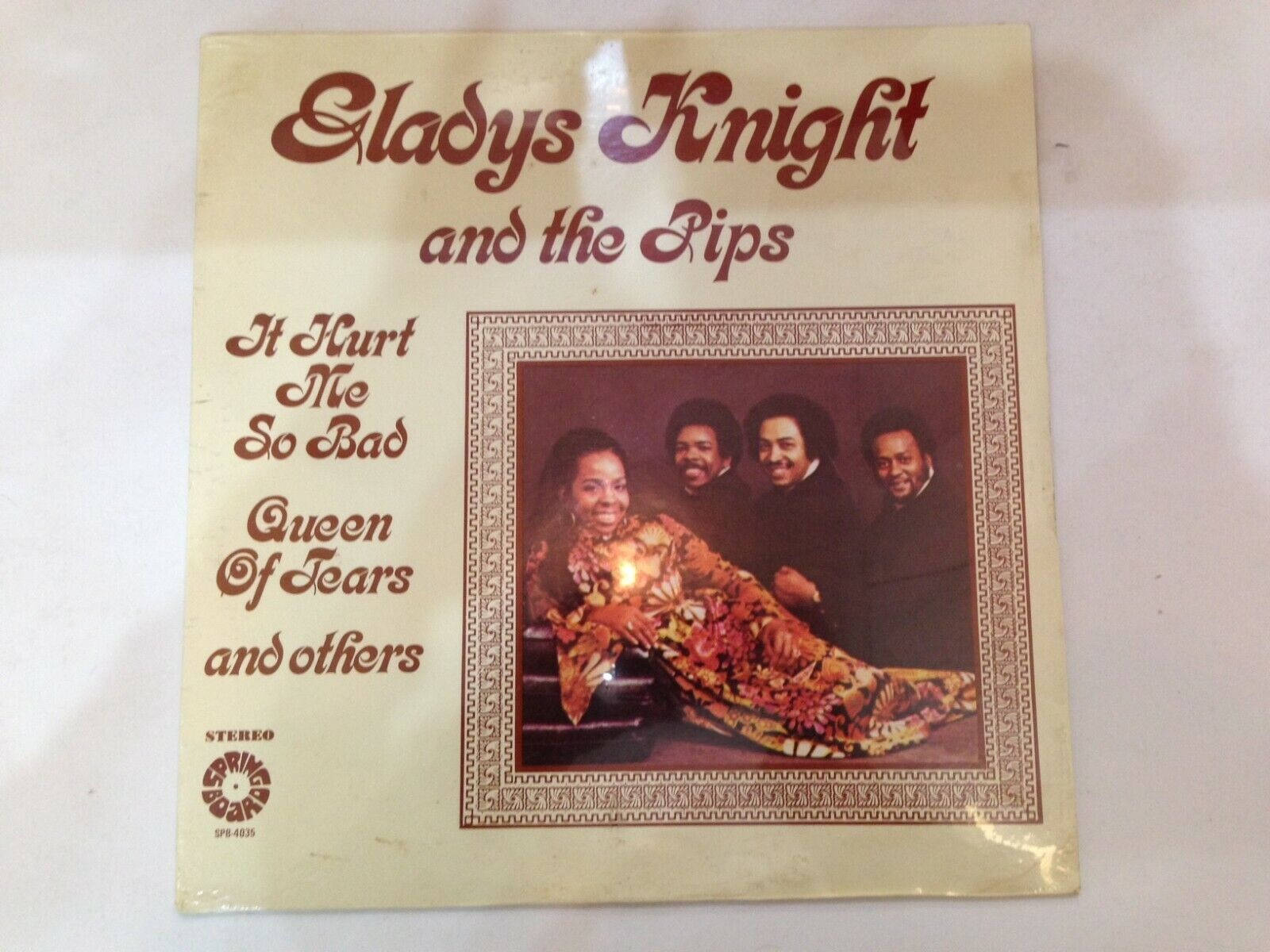 Gladysknight And The Pips Vinyl Record: Gladys Knight Och The Pips Vinylskiva. Wallpaper