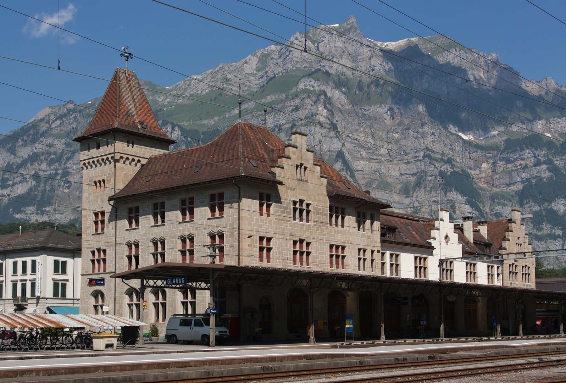Glarus Train Station Switzerland Wallpaper