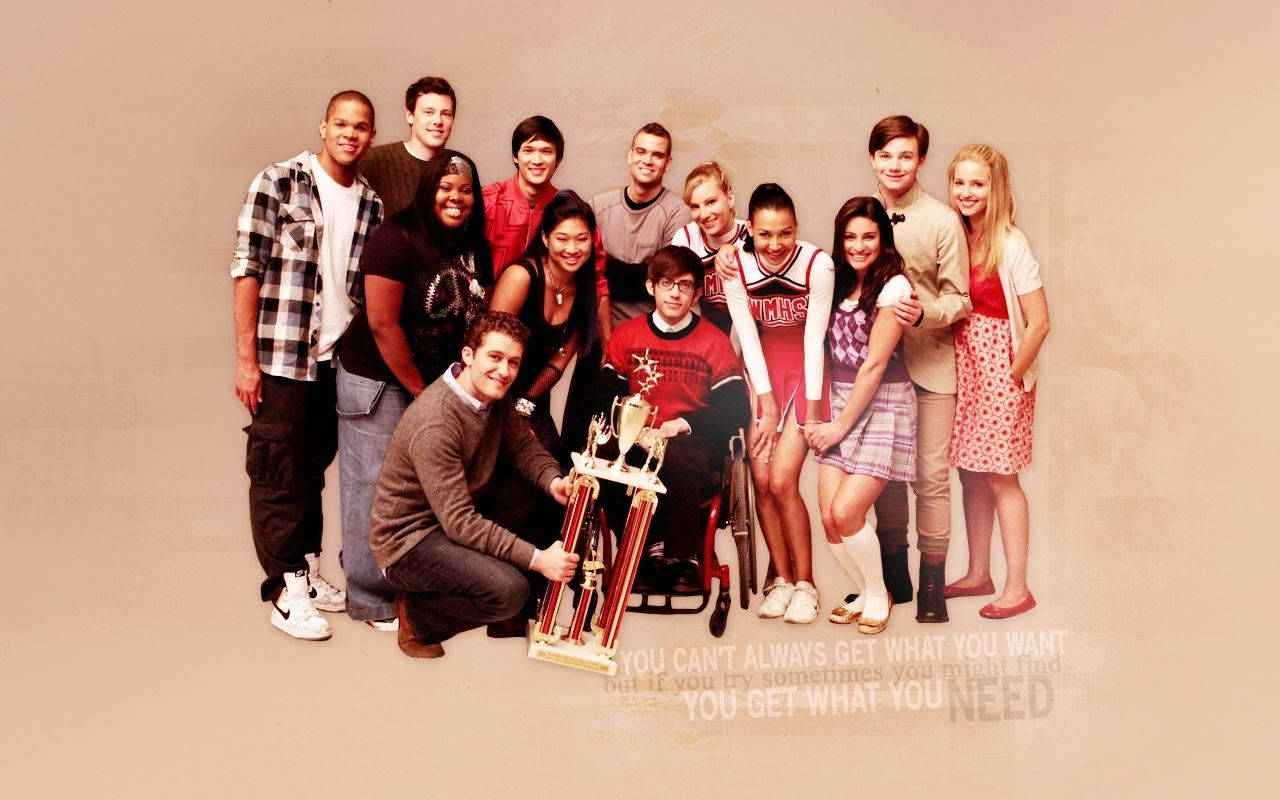 Glee Season Three Cast Members Wallpaper