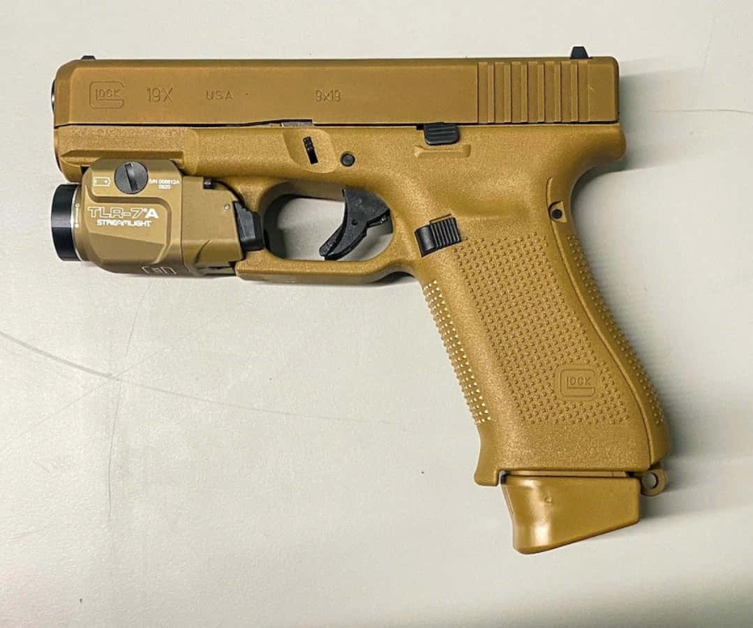 Unapotente E Affidabile Arma Tra Le Tue Mani, La Glock 19