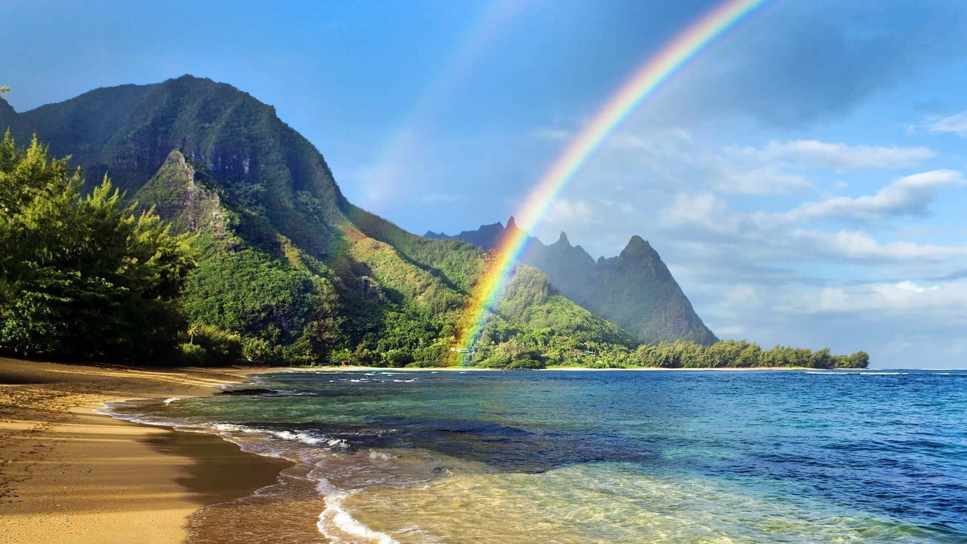 Gloriosodoble Arcoíris En Una Playa Fondo de pantalla
