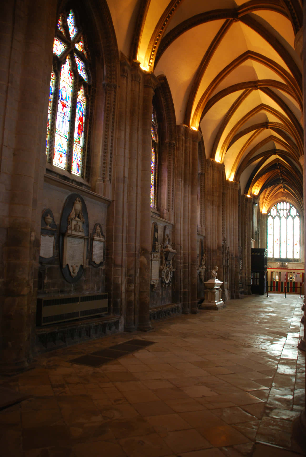 Gloucester Cathedral Interior Aisle Stained Glass Wallpaper