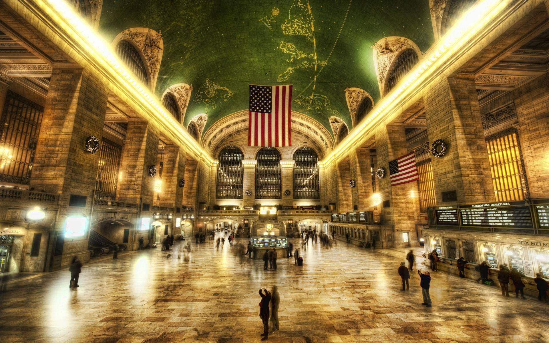 Glowing Lights At Grand Central Terminal Wallpaper