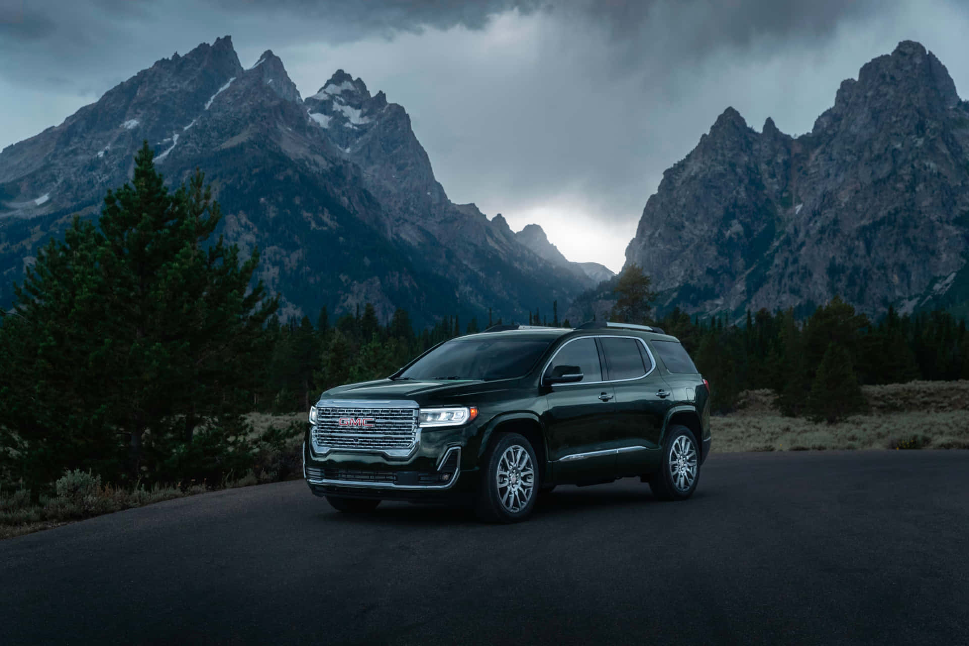 Captivating GMC Acadia in Action Wallpaper