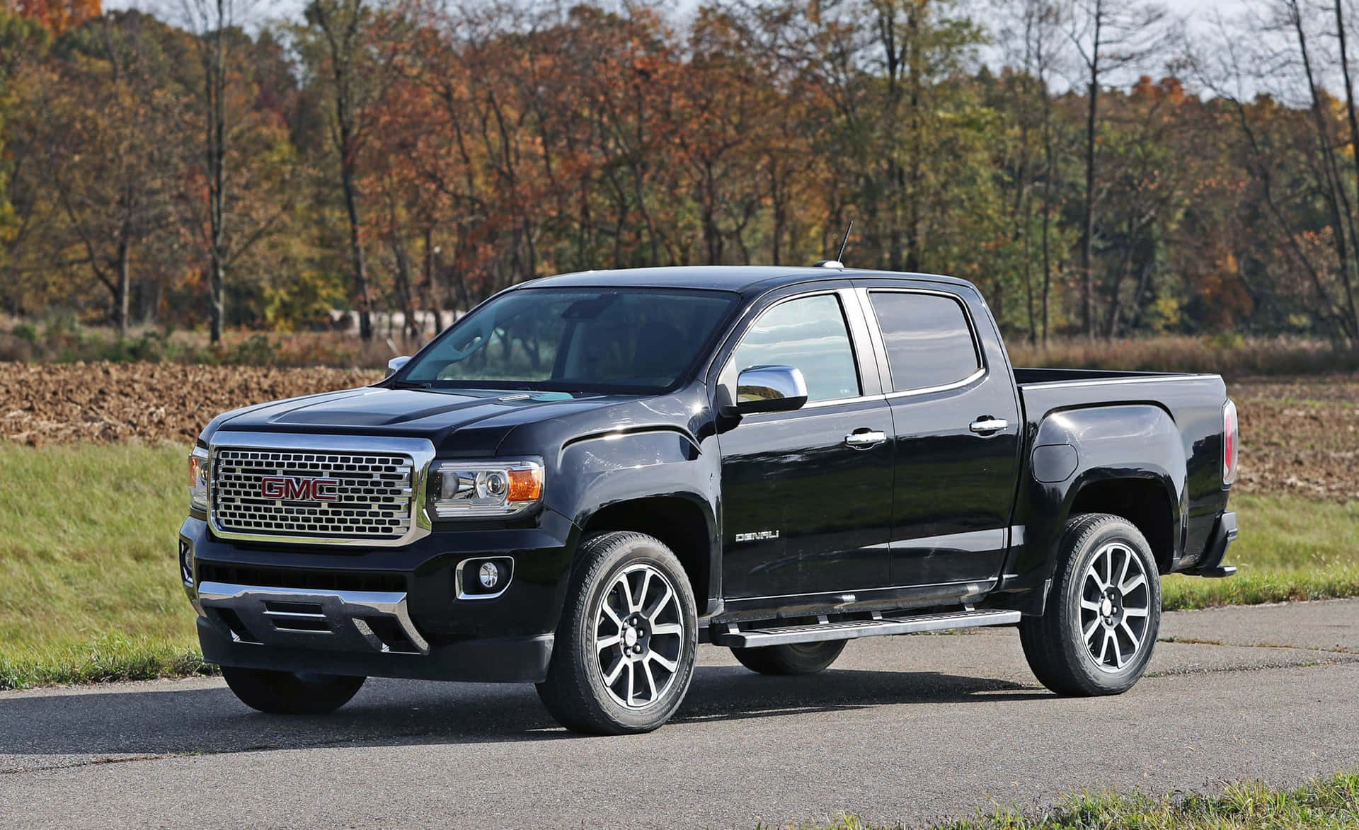 Stunning GMC Canyon in the Wilderness Wallpaper