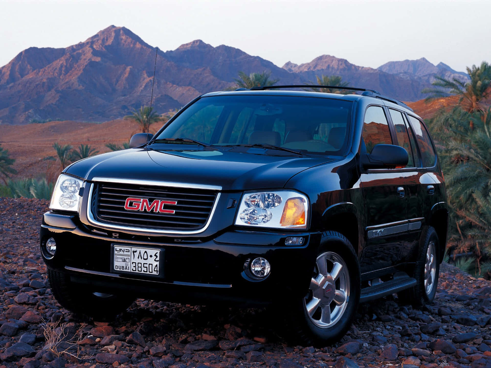 Stunning GMC Envoy in a picturesque scenery Wallpaper