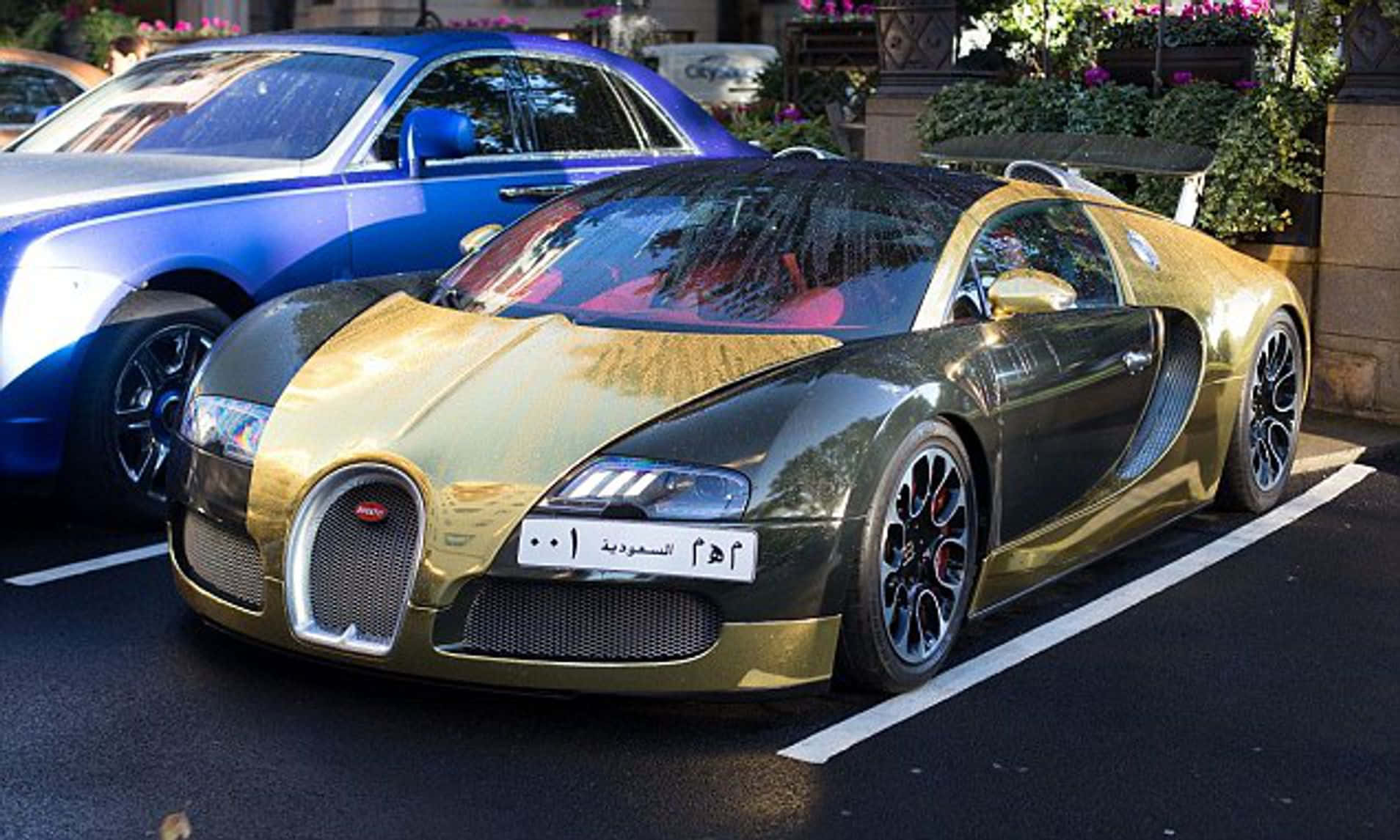 Gold Bugatti Veyron Car Parking Lot Wallpaper