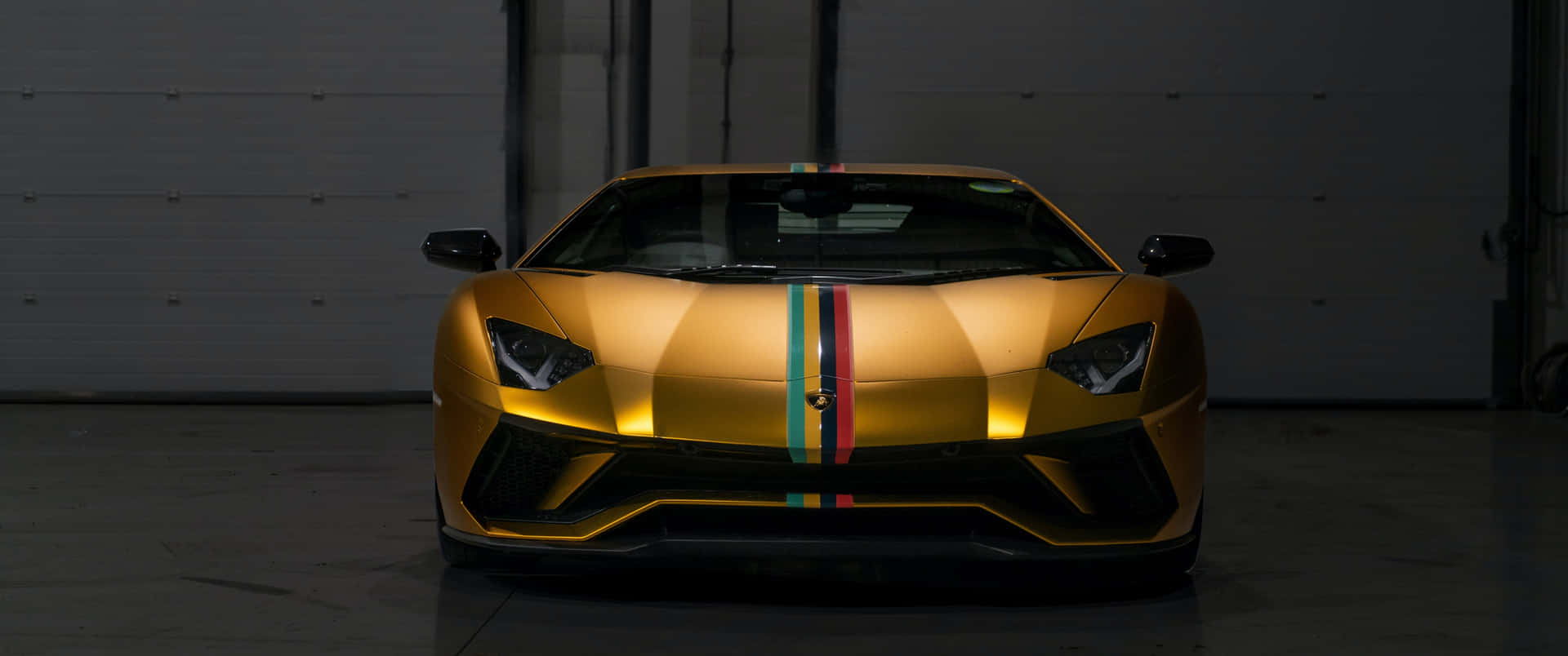 Autosdorados Lamborghini Aventador Rojo Verde Fondo de pantalla