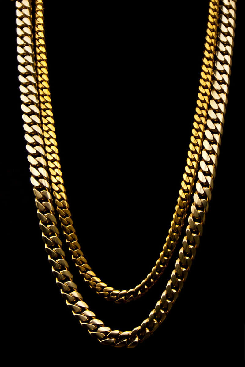 Gleaming Gold Chain Wallpaper