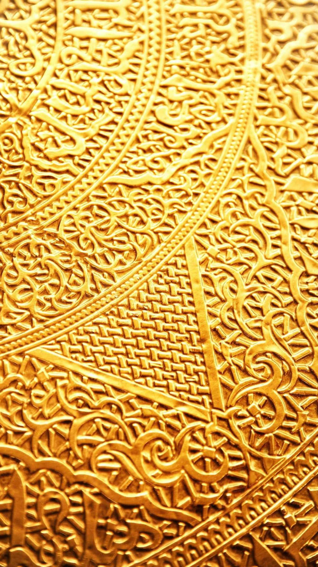 Guld IPhone Metal Carving Mønstre Wallpaper