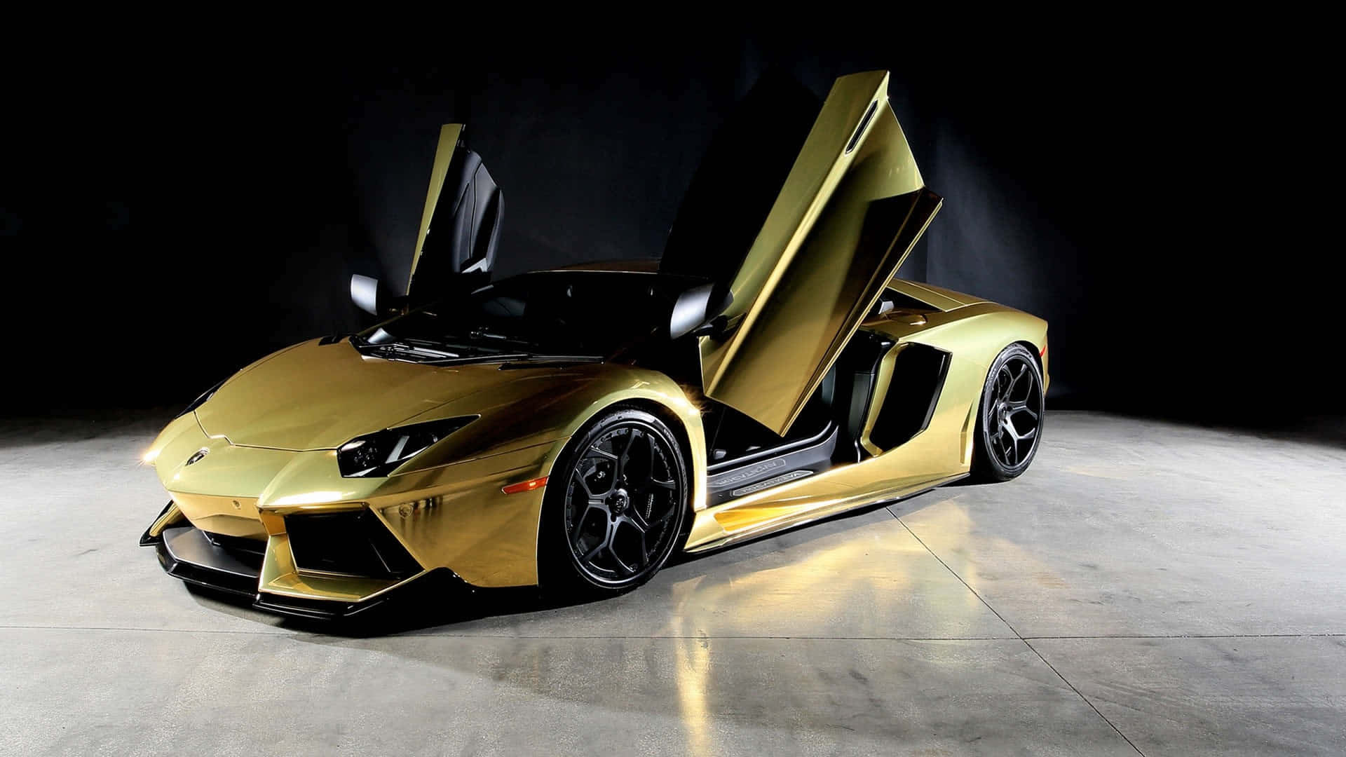 Luxury Personified - The Gold Lamborghini Wallpaper