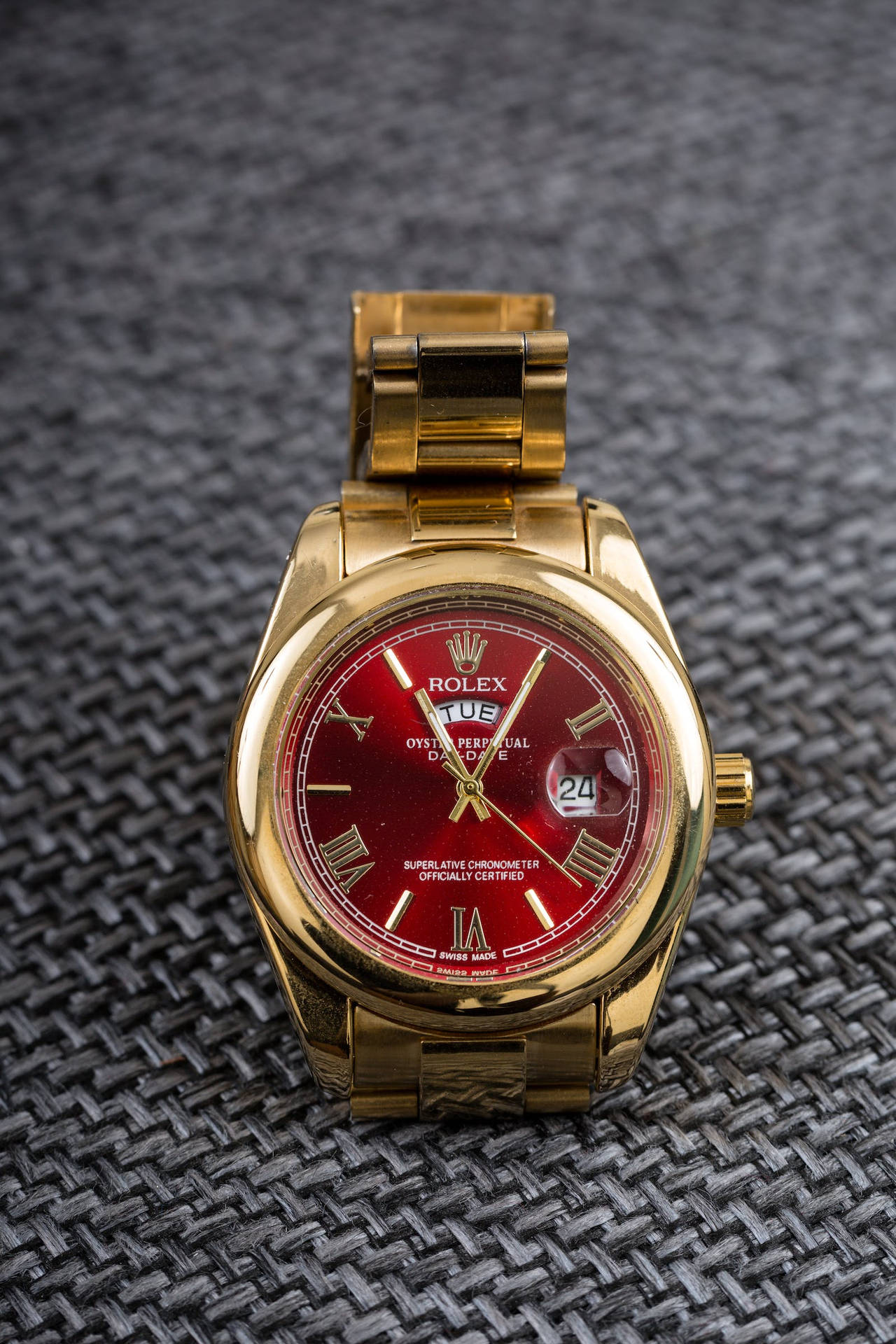 Gold Plated Rolex HD Watch Wallpaper