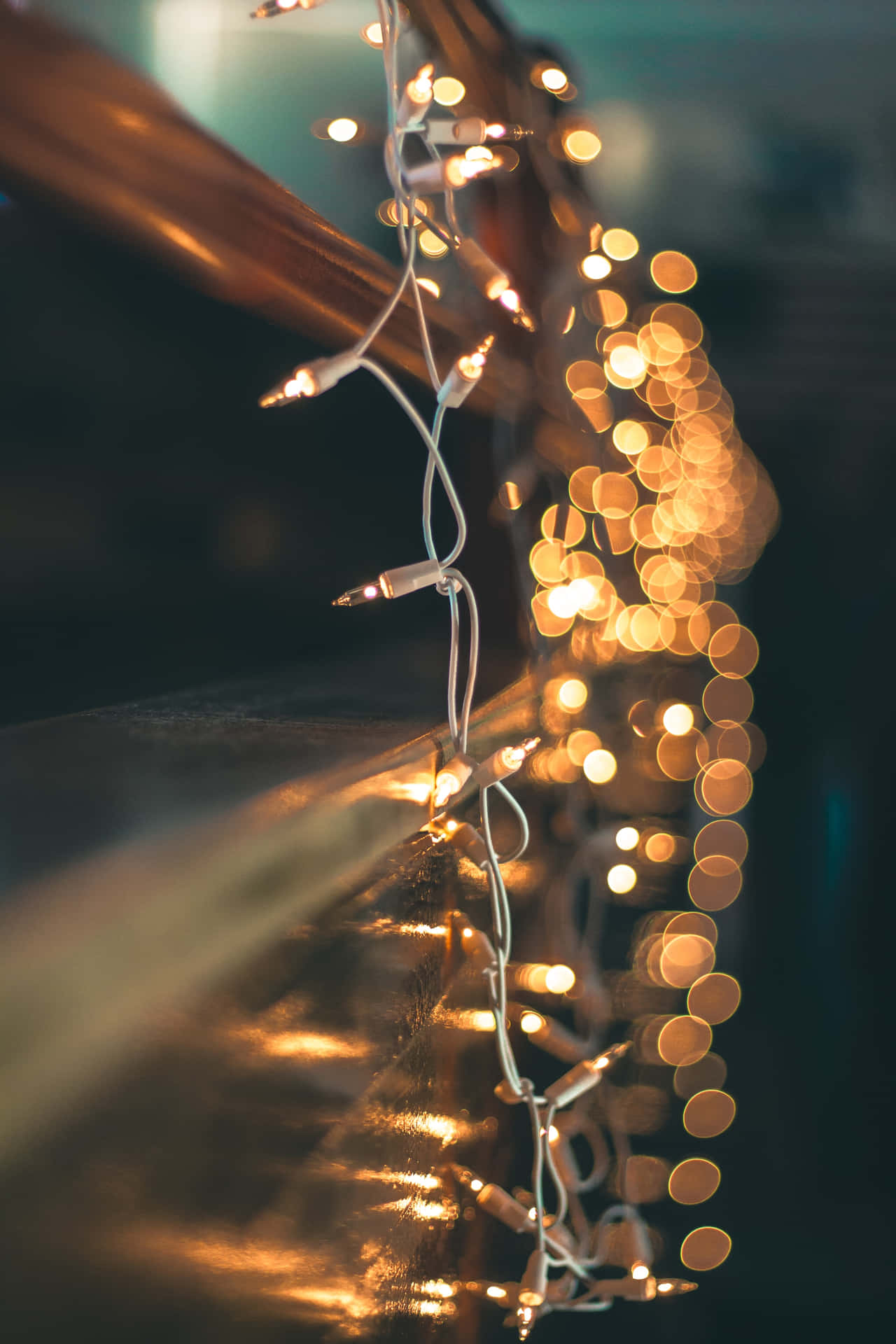 Gold Sparkle Christmas Light Decor Background
