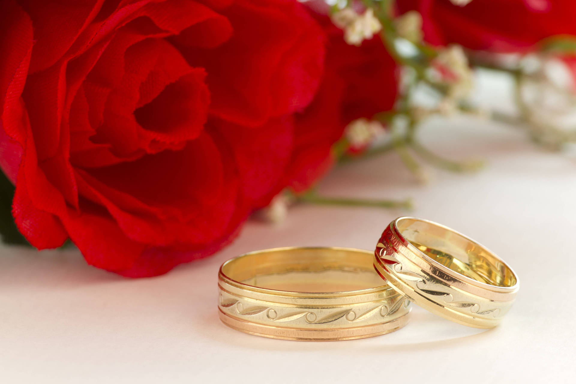 Gold Wedding Rings Red Rose