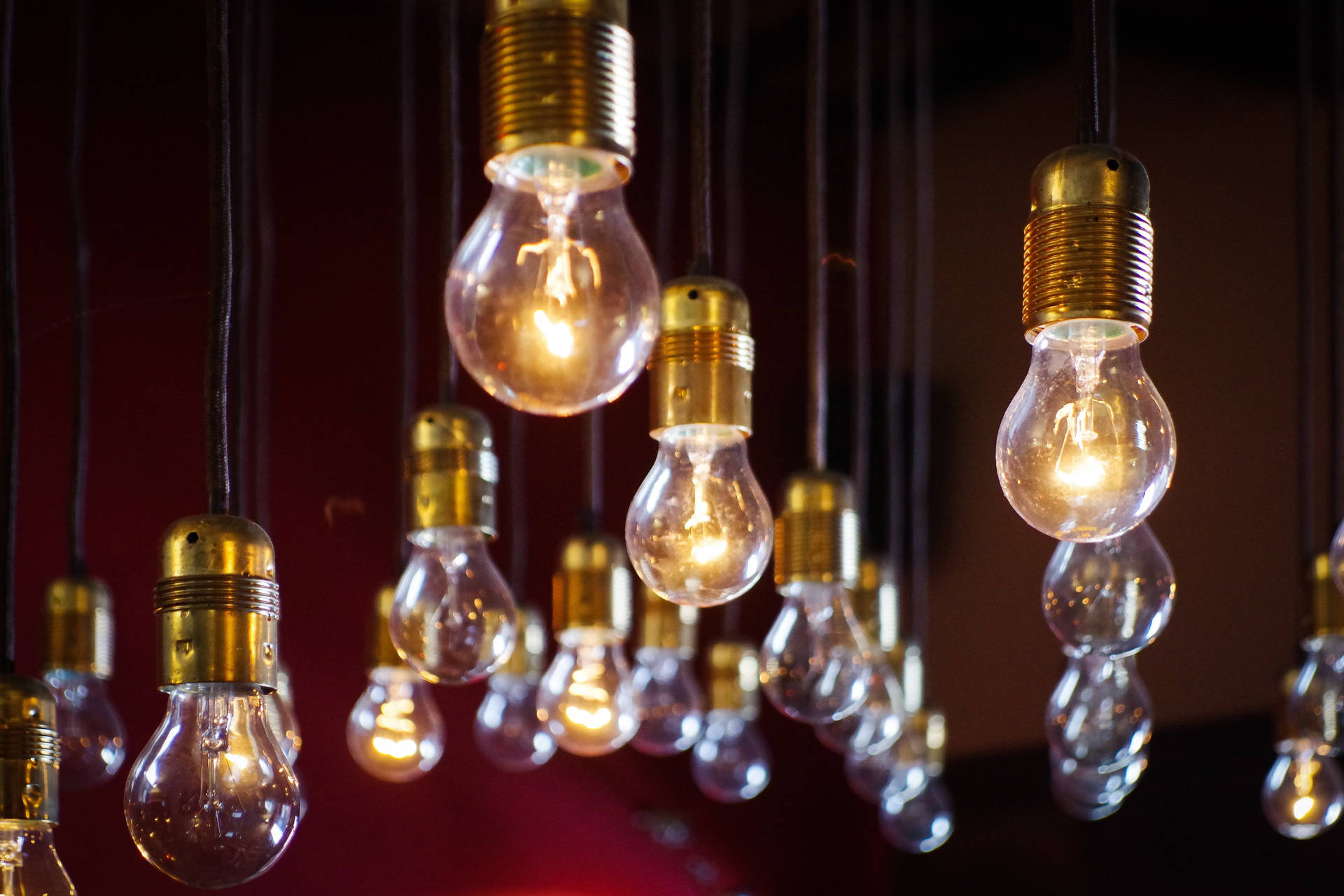 Golden-capped Light Bulbs Wallpaper