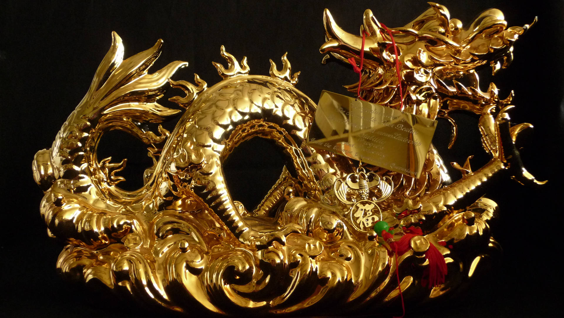 Golden Dragon Figur Wallpaper