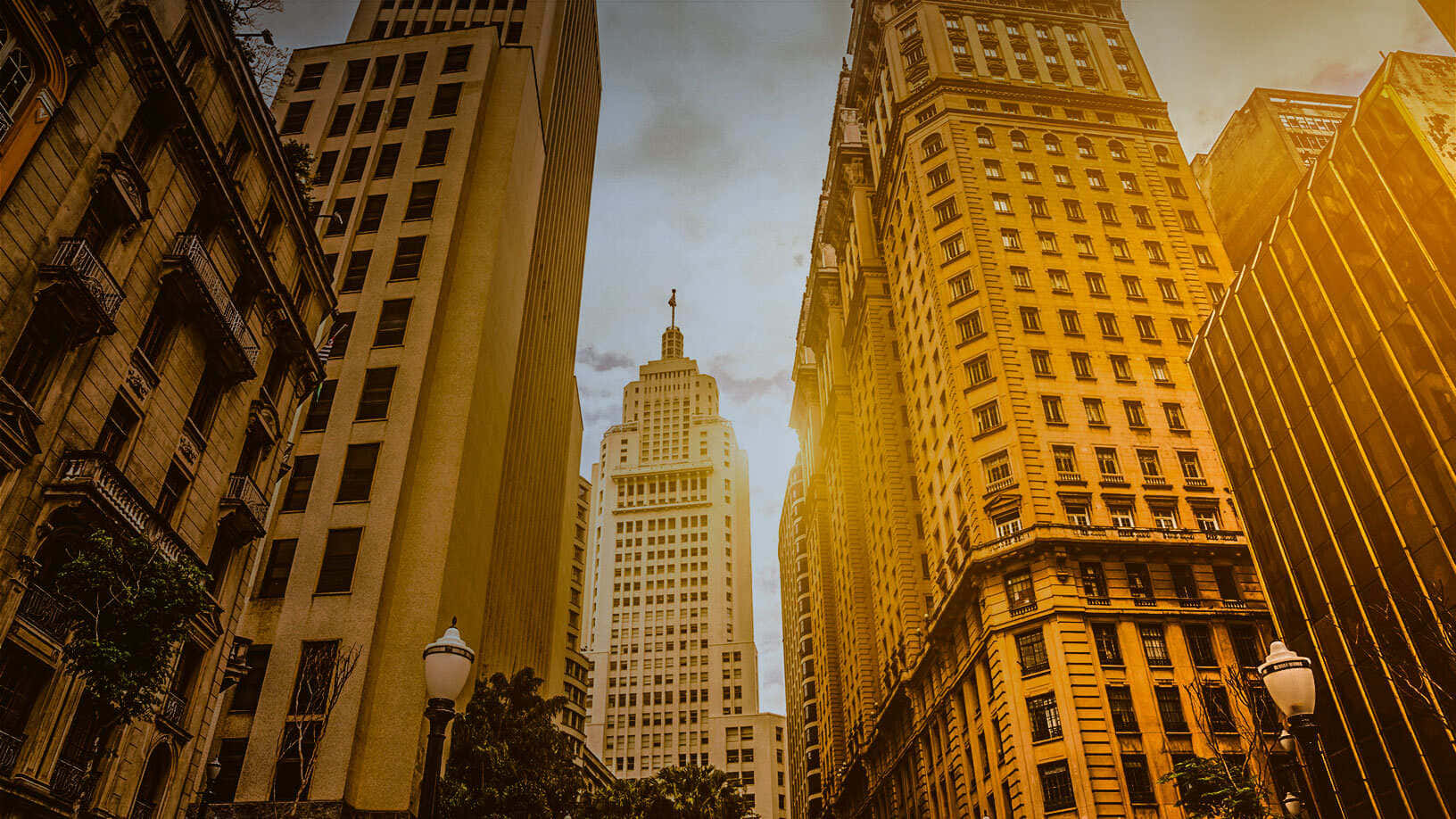 Golden Hour Cityscape Skyscrapers Wallpaper