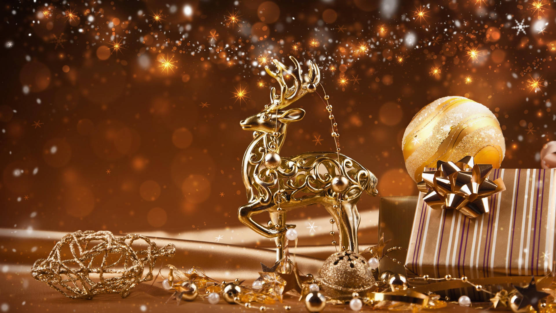 Golden Reindeer Christmas Aesthetic Wallpaper