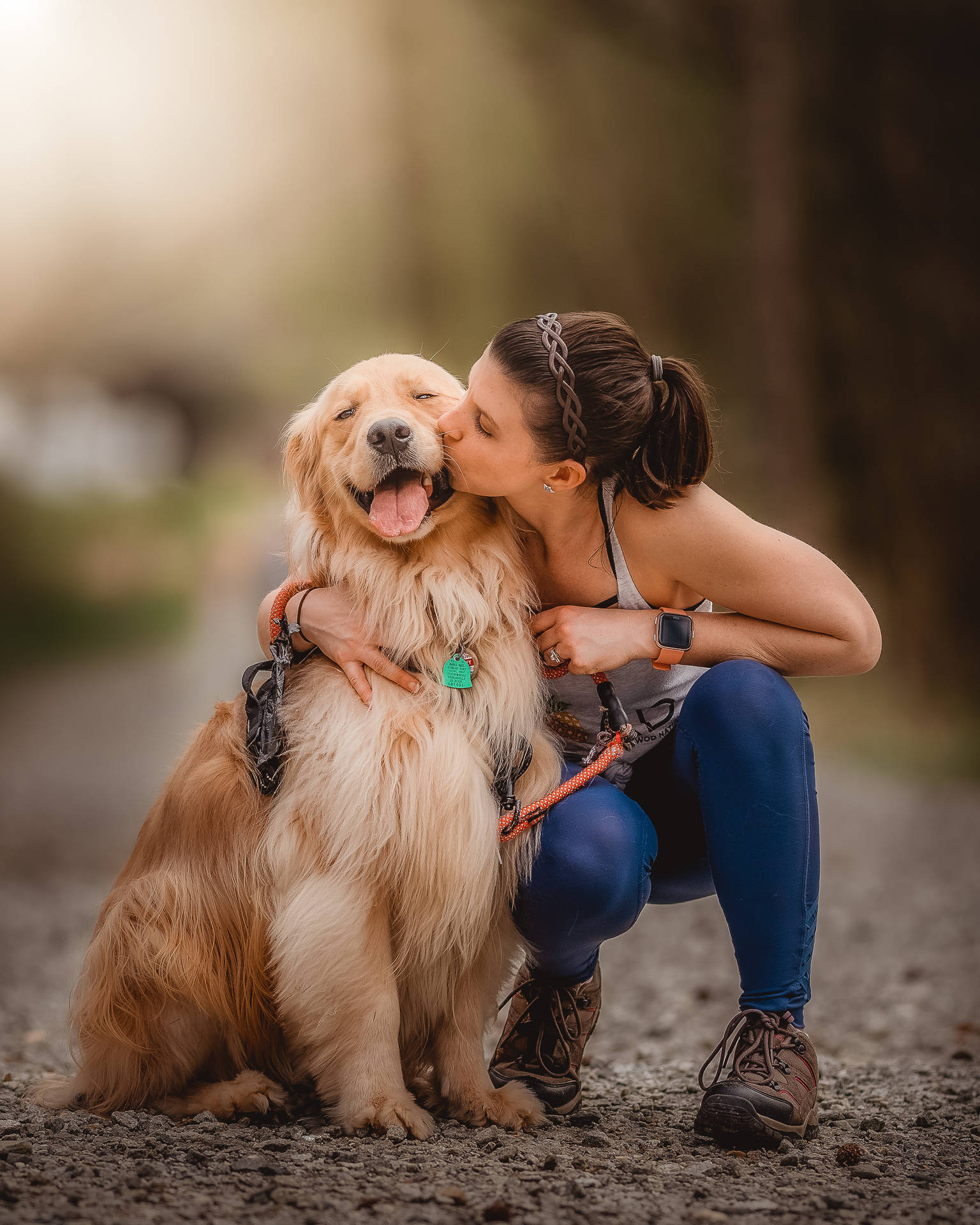 Golden Retriever Dog And Girl Kissing Wallpaper