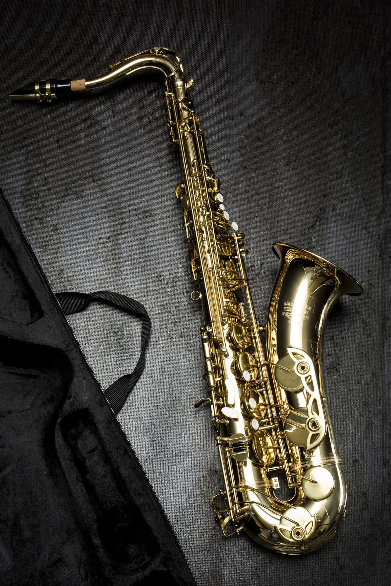 Golden Saxophone Musical Instrument Portait Wallpaper